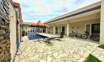 Imagem 2: Casa para venda alto padrão com 05 suítes em Caiobá