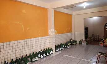 Imagem 3: Casa comercial à venda no bairro Menino Deus