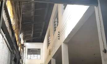 Imagem 6: Imóvel para aluguel e venda possui 620 metros quadrados em Cambuci - São Paulo - SP