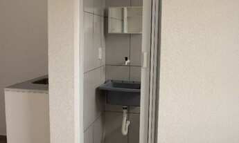 Imagem 7: Quitinete em frente da arborizada Praça Major Vieira de Melo no Comari - Campo Grande