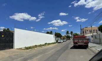 Imagem 7: Terreno Excelente a Venda no Bairro Ponto Central, ao lado da Feirinha da Estação Nova