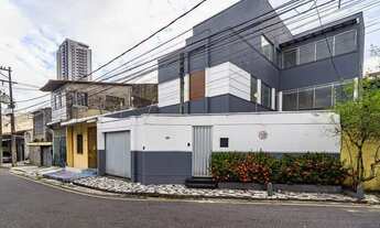 Imagem: Casa de 3 pavimentos à venda.R$ 1.400 k