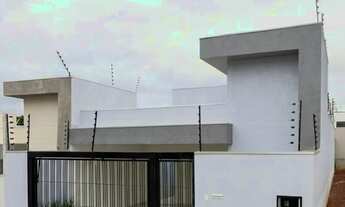 Imagem: Casa moderna e de alto padrão à venda