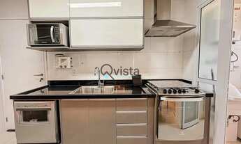 Imagem 7: Apartamento decorado apenas 2 quadras da praia e vista para o mar á venda na Enseada no Gu