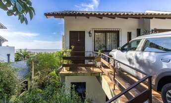 Imagem 4: *Casa de 05 dormitórios, 03 suítes, 06 Banheiros, com 315,10m² privativos na Vila Conceiç