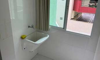 Imagem 2: Apartamento em Cabo Frio, 1 quarto, com varanda, vaga. Rua Tamoio - Centro - 100m da praia