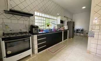 Imagem 5: Casa à venda - 706 sul - 4 quartos (2 suítes) - 3 vagas - área gourmet com piscina