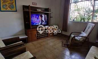 Imagem 2: Maracanã Casa com 4 dormitórios