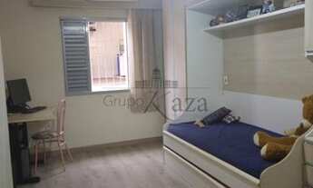 Imagem 5: Casa com Piscina - Parque Industrial - 3 Dormitórios - 300m²