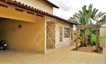 Imagem 2: Excelente sobrado em 3 níveis e com piscina no Jd. Santa Monica