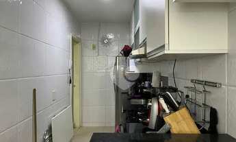 Imagem 6: Ótimo apto de dois quartos muito bem cuidado.Prédio com total infraestrura, portaria 24 hr