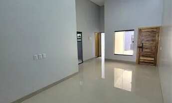 Imagem 7: Casa 3/4 sendo uma suíte no Balneário Meia Ponte, varanda gourmet com piscina na pastilha