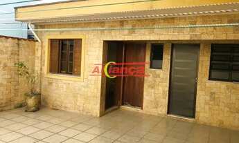 Imagem 5: Sobredo consevado e Bem Localizado, com 3 Dorm e uma Suite