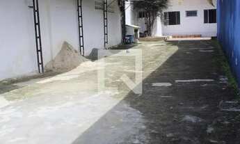 Imagem 2: Casa para Aluguel - Candeias, 2 Quartos, 50 m2