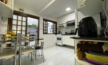 Imagem: Casa com 2 Quartos e 1 banheiro à Venda