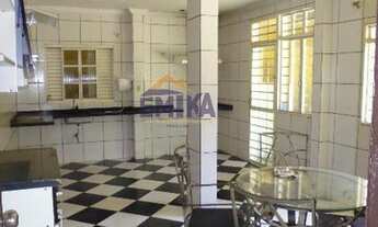 Imagem 4: Casa com 4 quarto(s) no bairro Jardim Primavera em Cuiabá - MT