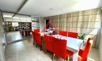 Imagem 3: Casa para venda tem 497 metros quadrados com 6 quartos