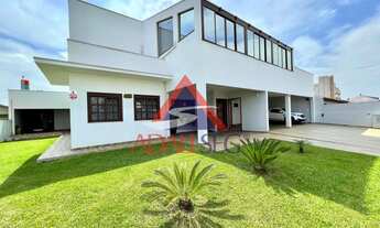 Imagem: Casa para venda tem 497 metros quadrados