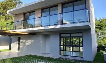 Imagem: Casa nova em estilo moderno