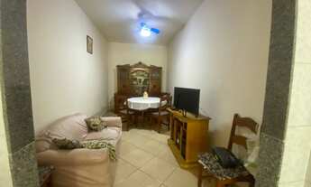 Imagem 6: Excelente Casa Frente de Rua com Varanda Quintal em Quintino