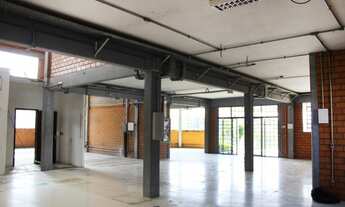 Imagem 6: BARRACÃO/GALPÃO para alugar com 1219.6m² por R$ 28.000,00 no bairro Capão Raso - CURITIBA