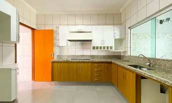 Imagem 6: Casa para venda com 4 quartos , Bairro Santa Monica- Uberlandia