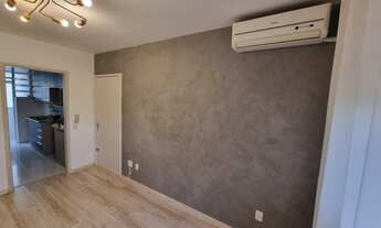 Imagem 3: Apartamento para aluguel possui 56 metros quadrados com 2 quartos em Mont Serrat - Porto A