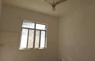 Imagem 3: Alugo Excelente apartamento com Garagem, frente, junto Assai/Shopping-Pilares - Rio de Jan