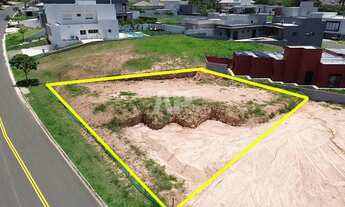 Imagem 3: Condomínio Campos de Santo Antônio 2 - Terreno com 700m² com vista livre no Condomínio Cam