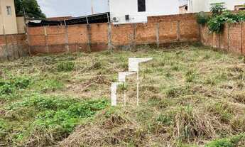 Imagem: Terreno murado 10x30