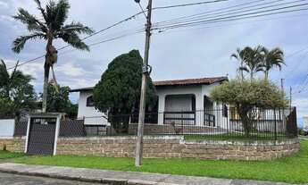Imagem 2: Casa à Venda no Bairro Universitário, Criciúma