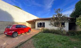 Imagem: CASA COM TERRENO AMPLO - VILA NASSER