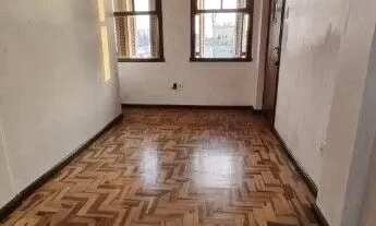 Imagem 2: Apartamento de frente com 1 dormitório para venda no bairro Cidade Baixa em Porto Alegre/R