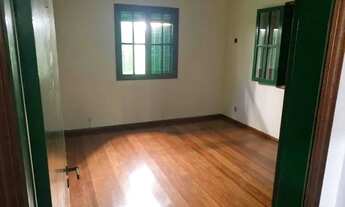 Imagem 6: Casa de Travessa com 2 quartos grandes sem garagem