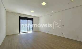 Imagem 6: Casa na região Pampulha projetada para oferecer conforto, sofisticação e praticidade