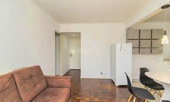 Imagem 2: Imóvel para aluguel tem 60 metros quadrados com 2 quartos em Menino Deus - Porto Alegre