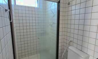 Imagem 8: Alugo apartamento 03 quartos, s/ 01 suíte, varanda, 01 vaga, na Ponta Verde