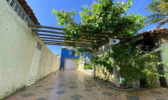 Imagem 5: Quer tranquilidade e conforto? Venha financiar esta linda casa em Praia da Costa com 5/4 e