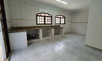 Imagem 5: Oportunidade - Casa Comercial - Jardim América - Jacareí - 4 Dormitórios - 220m²