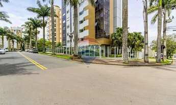 Imagem 3: Apartamento com 03 suites, 3 vagas de garagem, no Hugo Lange - Curitiba