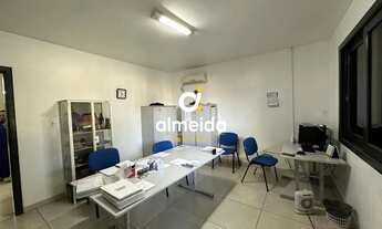 Imagem 2: EXCELENTE CASA COMERCIAL