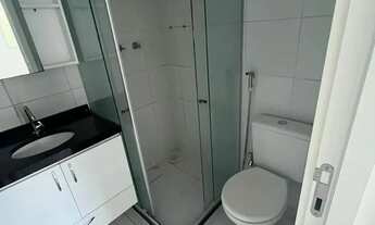 Imagem 7: Apartamento com 2 quartos, reformado, andar alto, próximo aos colégios