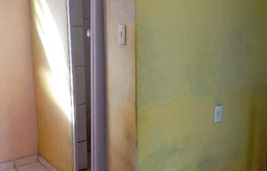 Imagem 6: Alugo quarto INDIVIDUAL em casa Familiar valor 400 reais