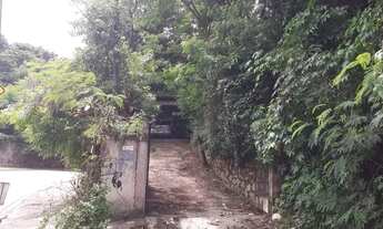 Imagem 5: Caramujo-Niteró-Florália - 3 Casas 350m² sendo 4qts/ste,2qts/ste,1qto/ste, quintal RUA PRI