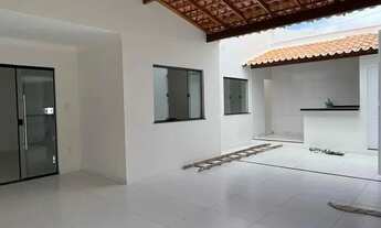 Imagem 2: 13 VENDO CASA NO COHATRAC 1 TOTALMENTE REFORMADA COM 3 QUARTOS