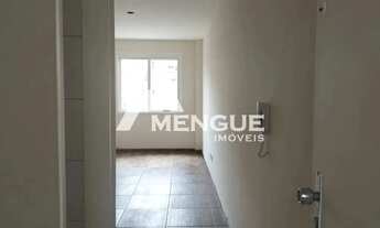 Imagem 5: Apartamento com 1 dormitório no bairro Passo da Areia em Porto Alegre com 38m²