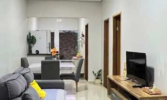 Imagem 4: Casa linda no Lírio do Vale/3 qrtos/suíte/porcelanato/edícula