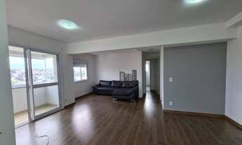 Imagem 3: Excelente apartamento de 02 dormitórios com 02 box coberto/vaga no jardim Carvalho em POA