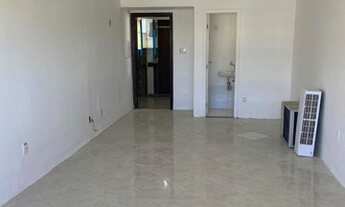 Imagem 2: Sala Comercial para Venda em Salvador, Caminho das Árvores, 1 banheiro, 1 vaga