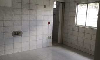 Imagem 4: Casa para aluguel e venda possui 160 metros quadrados com 3 quartos em Prado - Recife - PE